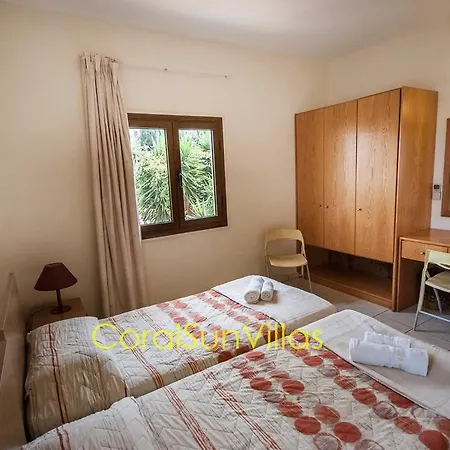 וילה Bella Island Tessera